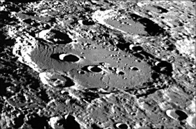 NASA обнаружение вода, луна кратер клавиус