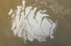 Впервые на Марсе нашли озеро с жидкой водой