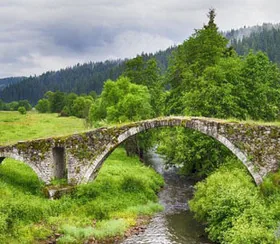 Село-примара з’явилося з-під води у Британії через спеку