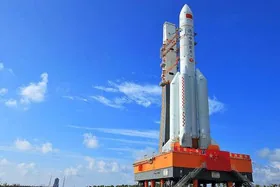 Успішно повернувся на Землю китайський космічний шатл