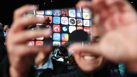 Число користувачів сервісів Apple розкрив Тім Кук