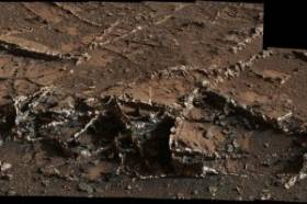 На “червоній планеті” марсохід Curiosity знайшов перше “місто-сад”