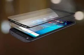Первый в мире смартфон с небьющимся экраном представила Motorola