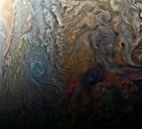 На Юпітері NASA показало знімок масштабного урагану