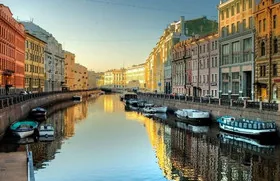 Недвижимость в столицах РФ: Москва и Санкт-Петербург