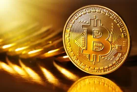 В десятці країн, які найбільше заробили на Bitcoin, опинилася Україна
