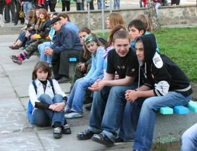 Что делает подростков “трудными” ученые выяснили