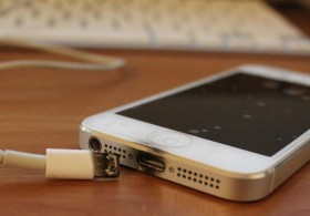 Чому таке може статися – вибух акумулятора в смартфоні та ноутбуці