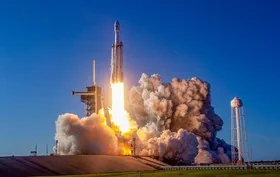 Еще 60 интернет-спутников Starlink компания Илона Маска вывела на орбиту. ВИДЕО
