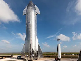 SpaceX переробить конструкцію величезного корабля Starship Для польоту на Місяць