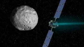 Вражаюче відео польоту над карликовою планетою у NASA показали