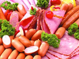 Связь слабоумия и обработанного мяса доказали неврологи