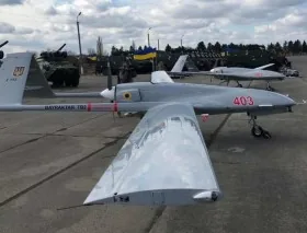 Уразив ціль на відстані 140 кілометрів турецький безпілотник Akinci з українським двигуном