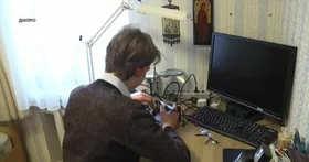 Изобрел зарядку для телефона от ходьбы украинский школьник