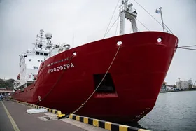 В Антарктиду з Одеси “Ноосфера” поки не відпливає: що сталося