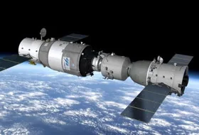 Неочікувано змінила висоту на орбіті китайська космічна станція