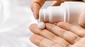 Знайшли канцероген, що може призвести до лейкемії, у кремі фірми L’Oreal – Bloomberg