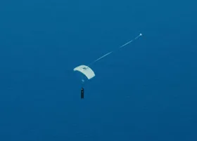За допомогою гелікоптера Rocket Lab вперше спіймала ступінь ракети Electron