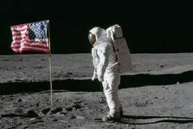 У місячній програмі NASA призупинило участь Ілона Маска