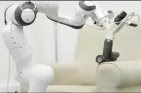 Домашних роботов будущего показала Dyson. ВИДЕО