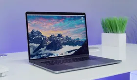 16-дюймовый MacBook Pro представила Apple. ВИДЕО