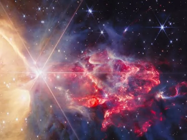 Webb показав, як зоряні джети змінюють газ і пил у туманності NGC 7129